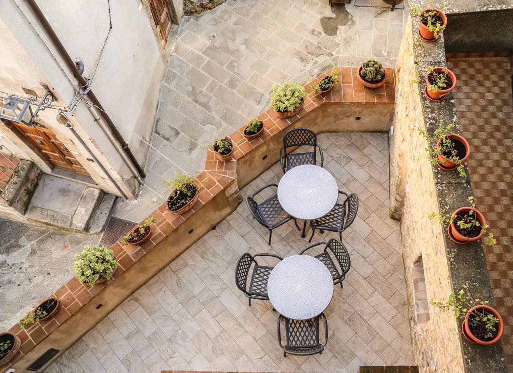 Antico Borgo Seggiano Bed & Breakfast ภายนอก รูปภาพ